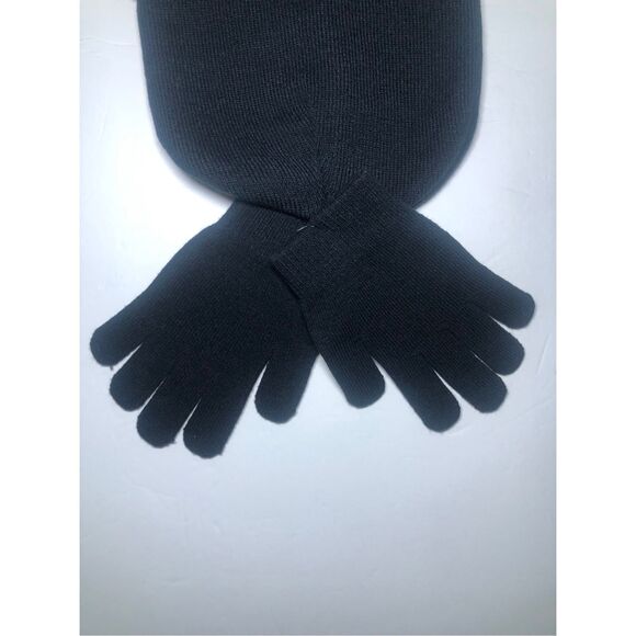 Nike Youth Beanie and Gloves set - Picture 4 of 4